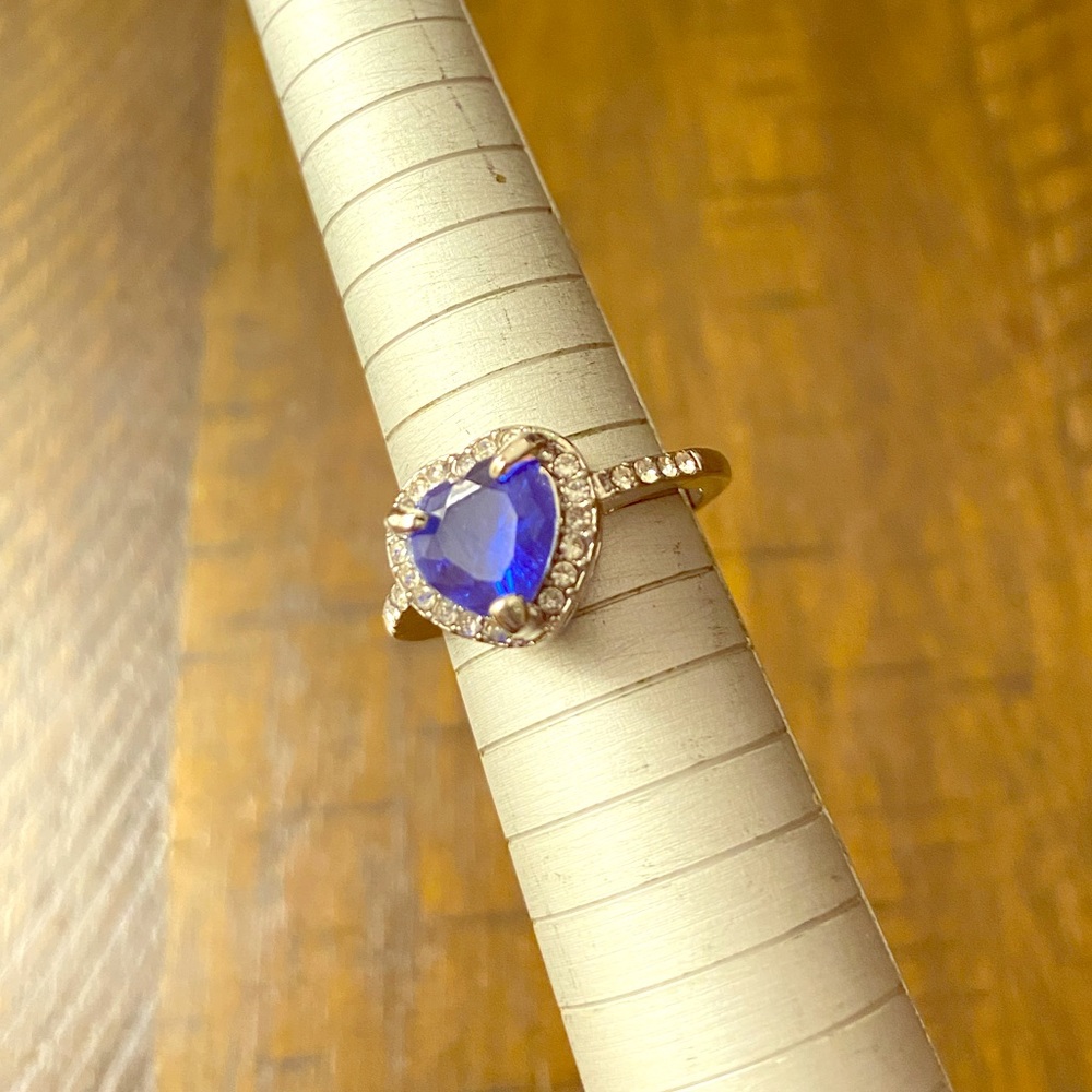 Faux sapphire (blue glass) ring size 7